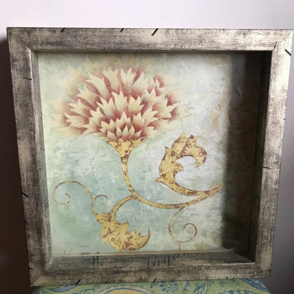 Regina Andrew Floral Still Life Print w/ Wooden Frame & Glass Front - Picture 2 of 6
